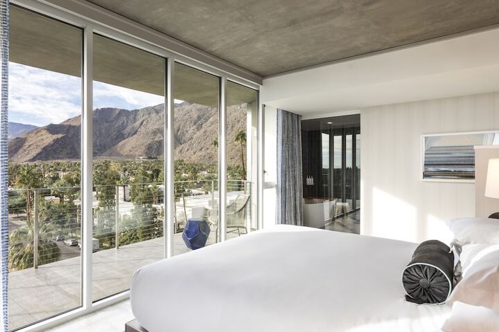 Kimpton Rowan Palm Springs Hotel by IHG