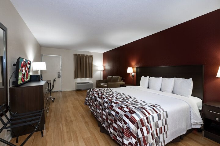 Room 15 of 29
