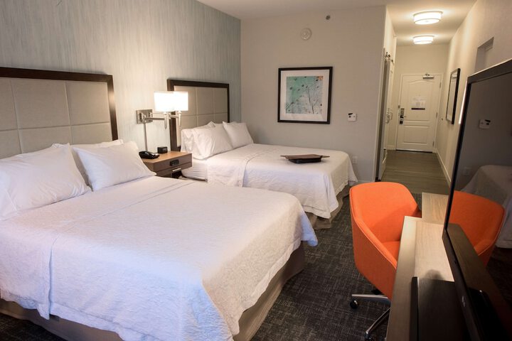 Room 12 of 37