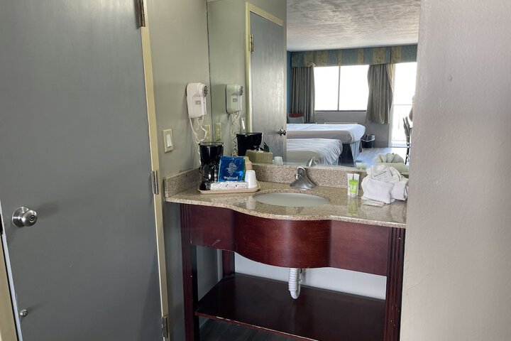 Room 29 of 42