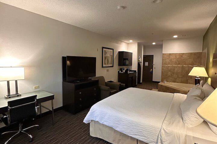 Room 25 of 47