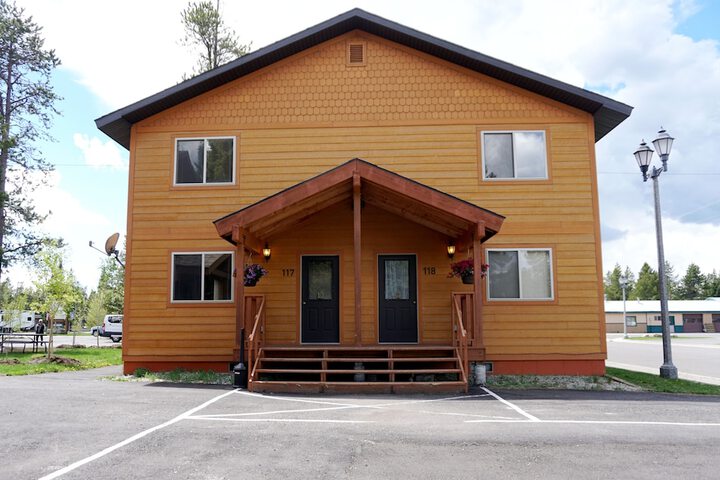 Hotel 5 of 43