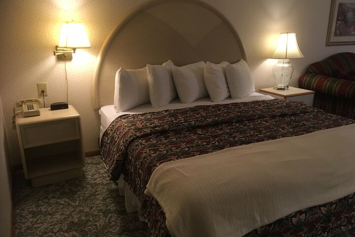 Room 19 of 30