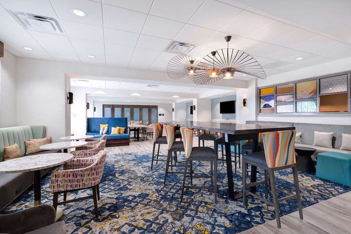 Hotel Interior 9 of 47
