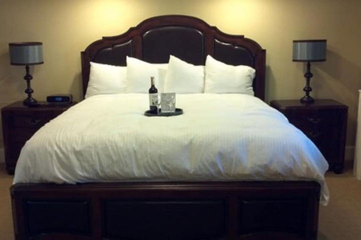 Room 18 of 60
