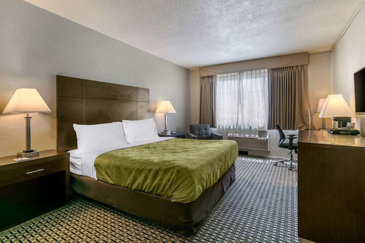 Room 18 of 35