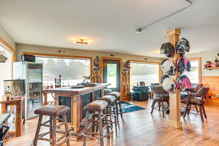 northwood Tours Escape w / Boat Dock Access!