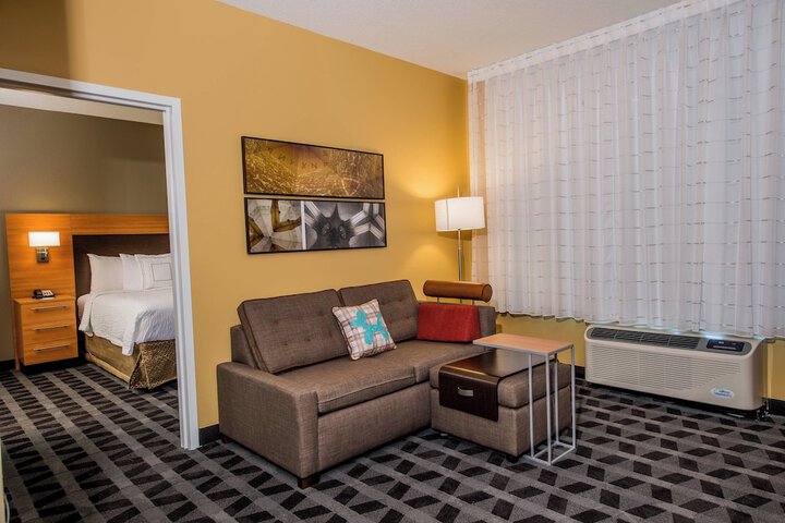 Room 30 of 49