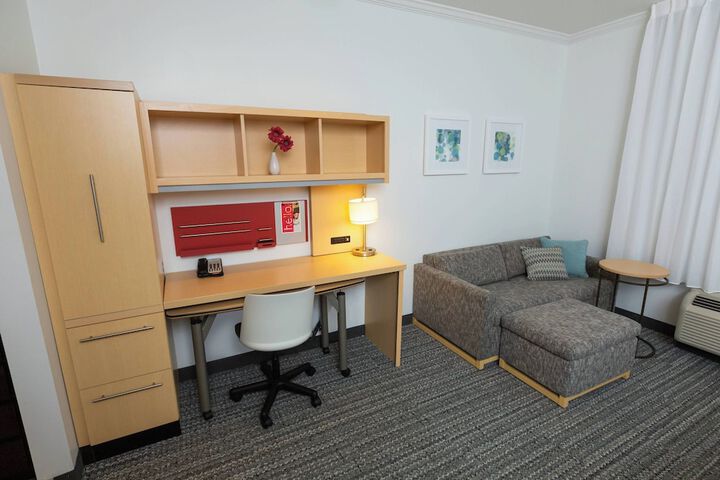 Room 21 of 45