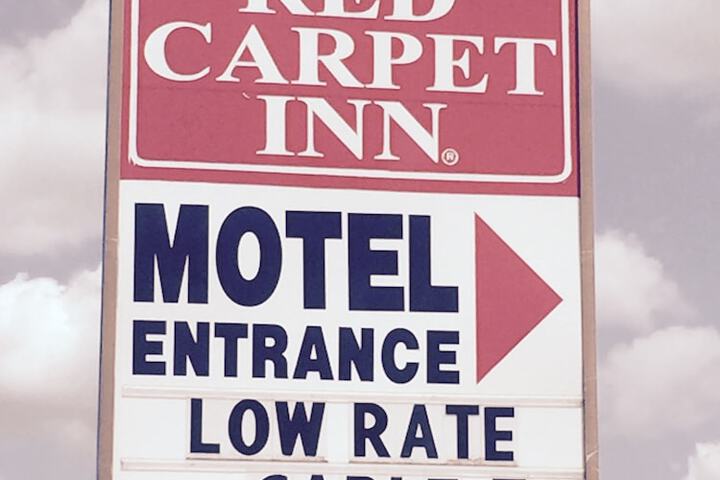 Red Carpet Inn