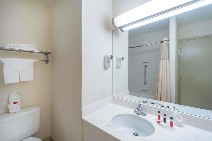 Room 20 of 44