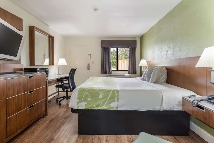 Room 26 of 35