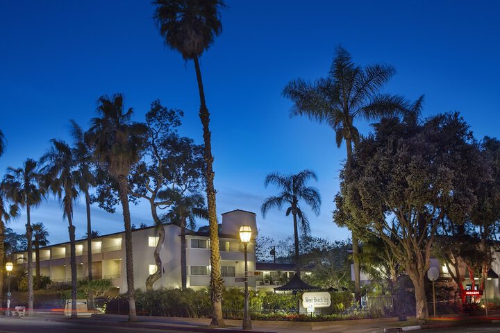 Hotel 4 of 51