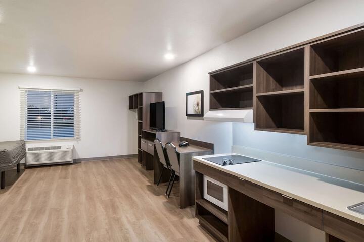 Room 17 of 26