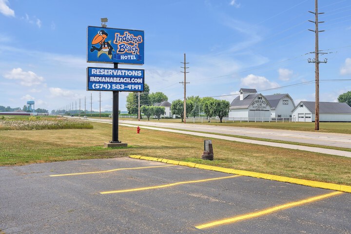 Indiana Beach Hotel and Banquet Hall