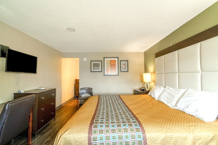 Deluxe Inn Miami OK