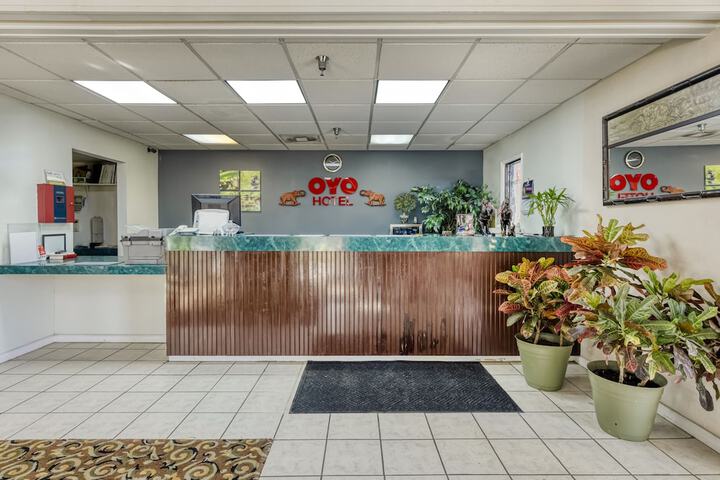 OYO Hotel Grenada West