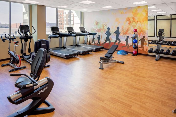Hyatt Place Glendale / Los Angeles