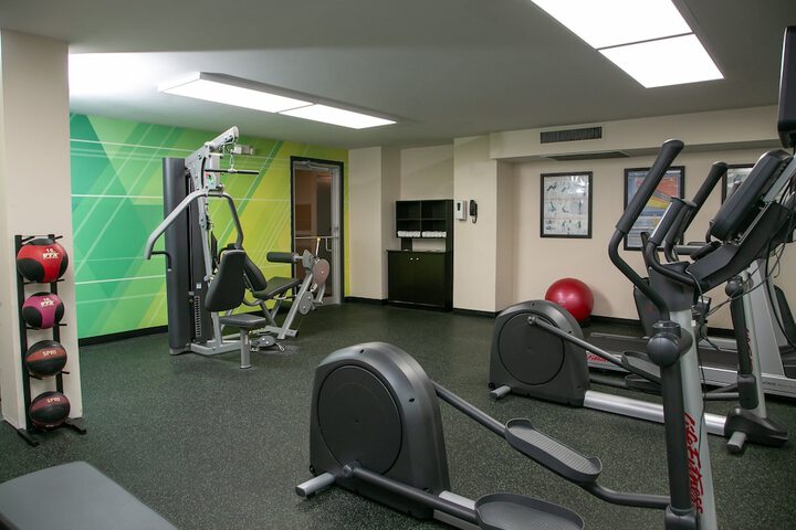 Holiday Inn Metairie New Orleans by IHG