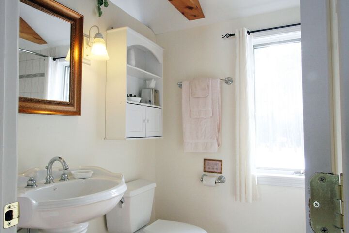 Room 35 of 120