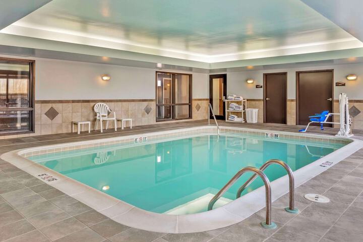 Pool 4 of 29