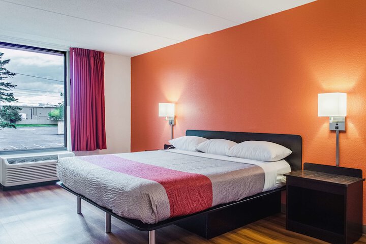Room 20 of 29