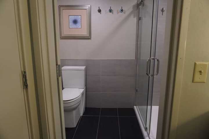 Room 57 of 109
