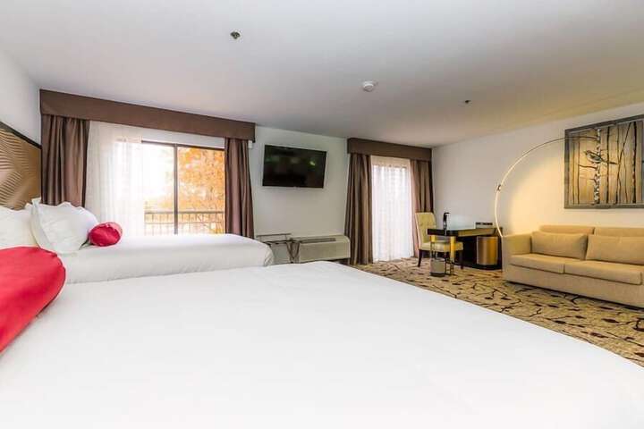 Room 32 of 52
