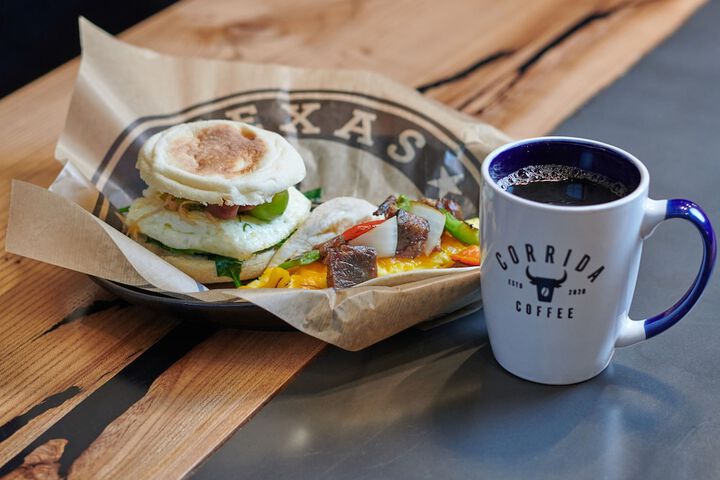 Breakfast/Coffee Service 104 of 135