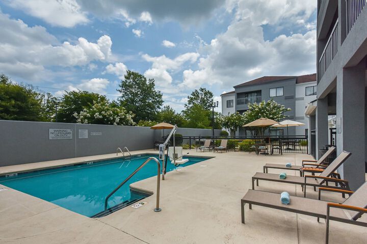 Pool 4 of 34