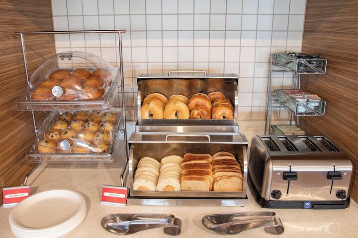 Breakfast/Coffee Service 37 of 48