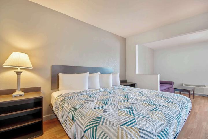Room 20 of 25
