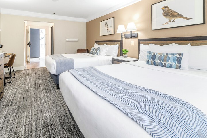 Inn at Mount Shasta