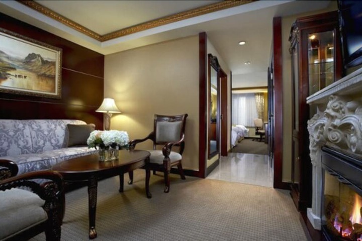 Radisson Hotel Toronto Airport West
