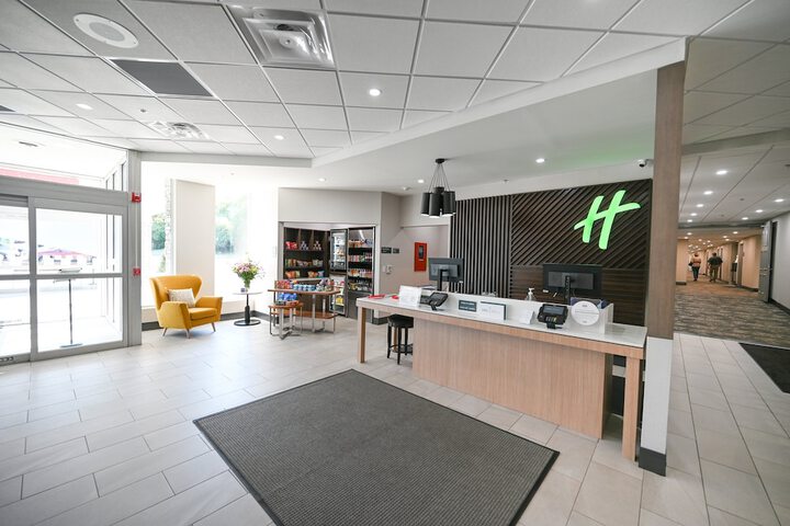 Holiday Inn Cleveland-Mayfield by IHG