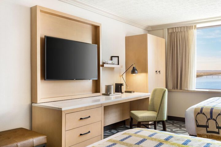 Galt House Hotel Trademark Collection by Wyndham