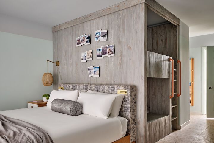 Riviera Beach Resort