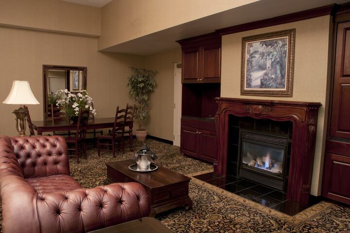 Carnegie Hotel & Spa