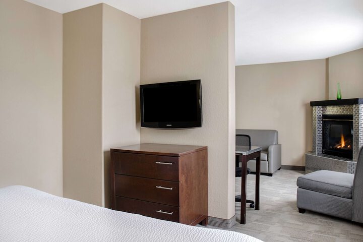 Days Inn by Wyndham Medicine Hat