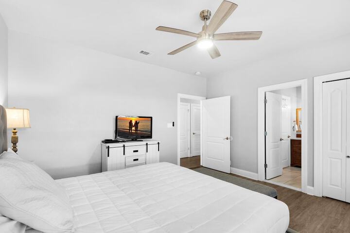 Room 68 of 176