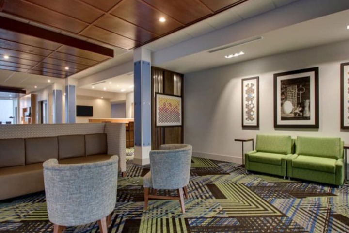 Hotel 7 of 60