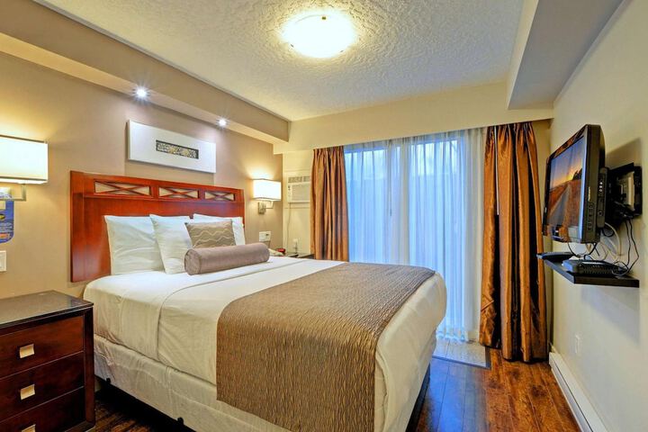 Room 42 of 62