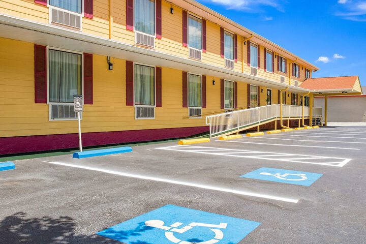 Americas Best Value Inn Clayton