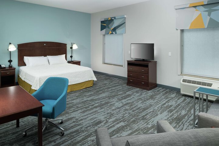 Room 11 of 41