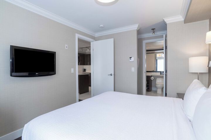 Room 15 of 34