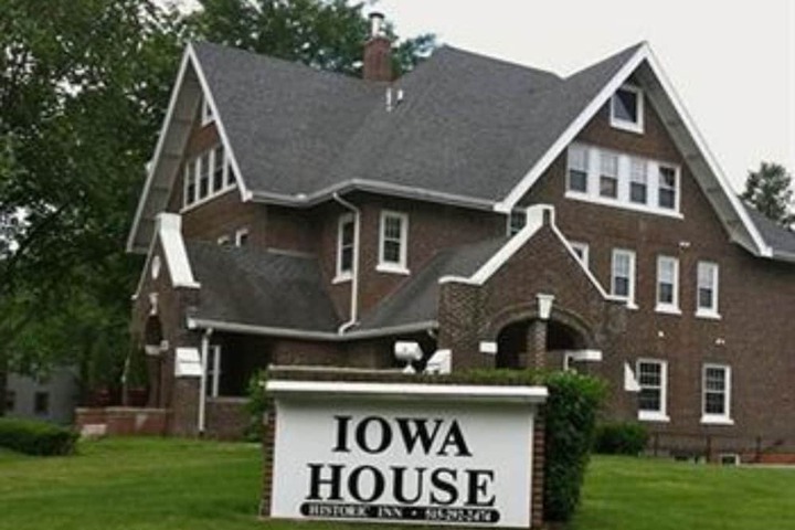 Iowa House