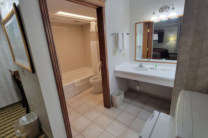 Room 10 of 62