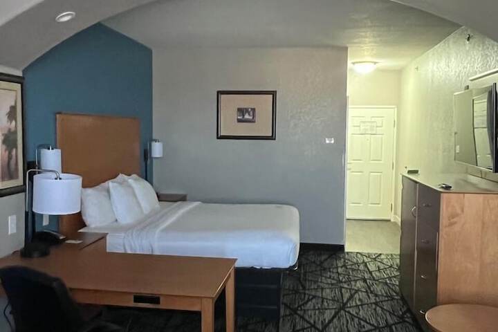 Room 22 of 53
