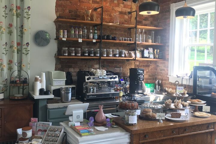 Breakfast/Coffee Service 76 of 80
