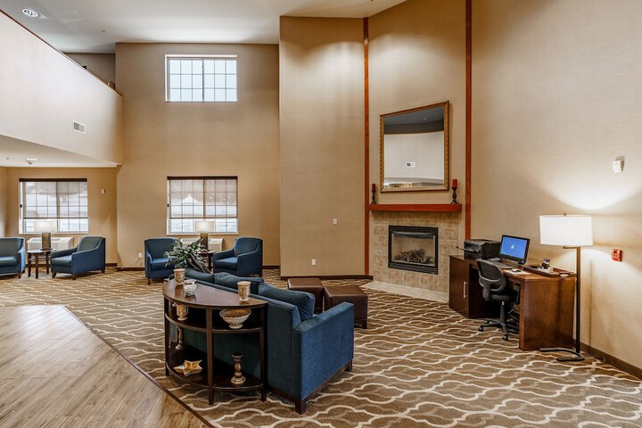 Hotel Interior 10 of 46